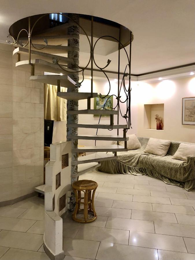 Odelana Apartments Odessa Extérieur photo